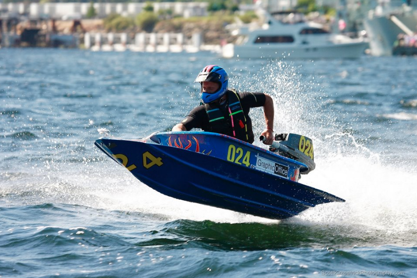 world championship bathtub race | festivalseekers