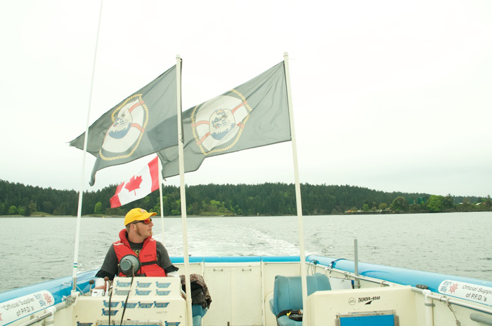 Sailing on the worlds largest bathtub