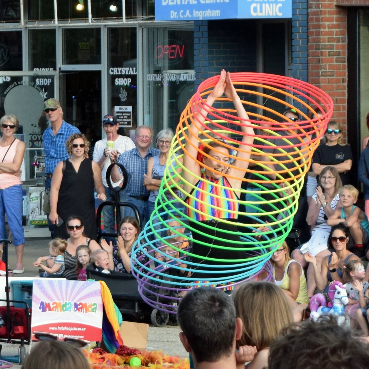 A performer at the Grande Prairie International Street Performers Festival