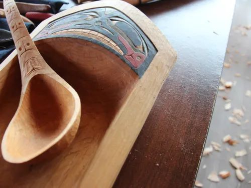 carving on the edge