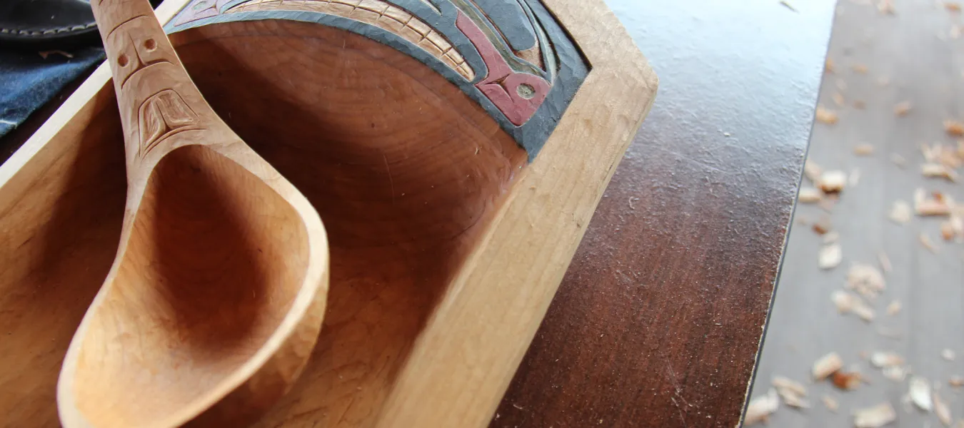 carving on the edge