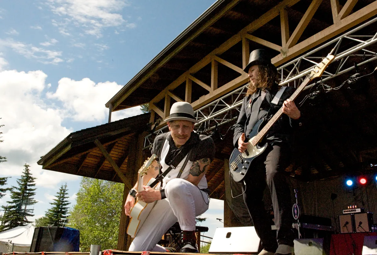 Magnificent River Rats Festival mainstage concert